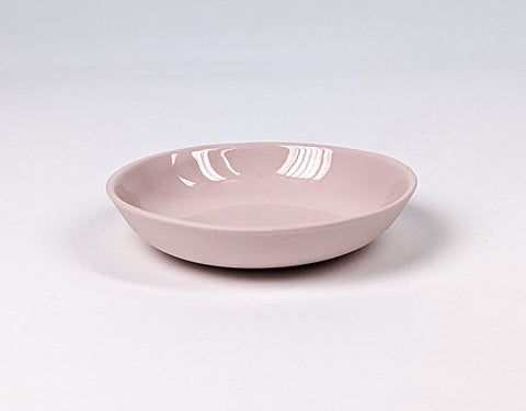 Rosa kleiner Porzellanteller, handgemacht in Berlin | Pink small porcelain dish, handmade in Berlin