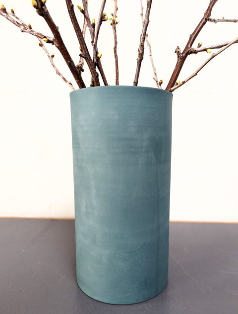 V1 Vase