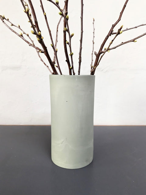 V1 Vase