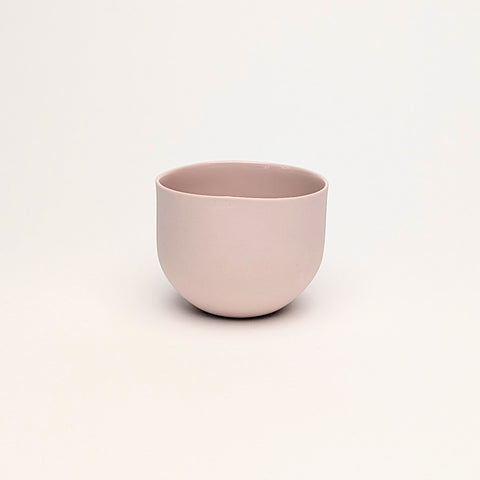 Pink Cotton Candy soft rosé porcelain coffee cup on a white background. Handmade in Berlin.