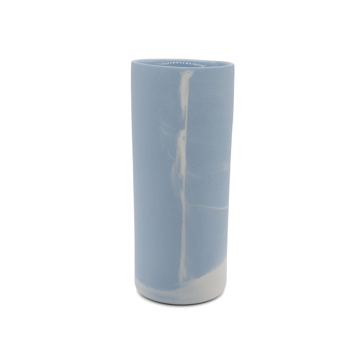 Marmorierte Porzellanvase in Hellblau und Vintage Weiß - handgemacht in Berlin.