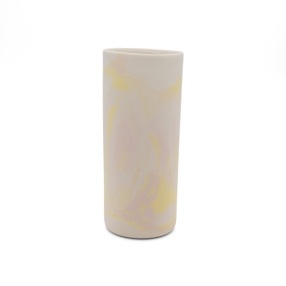 Marmorierte Porzellanvase in Softrosa, Gelb und Vintage Weiß - handgemacht in Berlin.